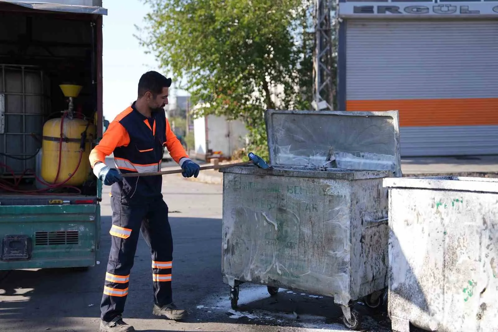 Şehitkamil Belediye Başkanı Umut Yılmaz’ın talimatıyla, ilçenin sanayi bölgelerinde sabahın