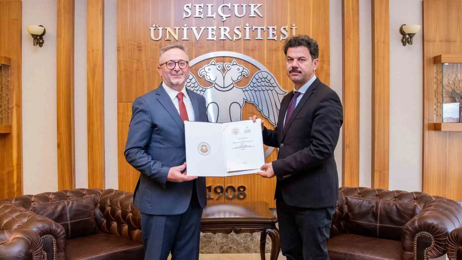 Selçuk Üniversitesi (SÜ) ile Türkiye Yazma Eserler Kurumu Başkanlığı arasında