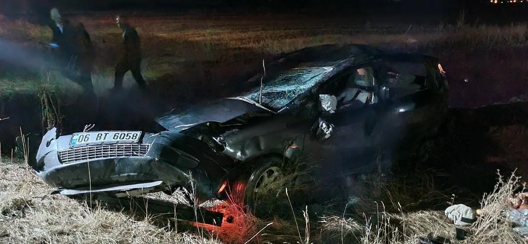 Selim’de meydana gelen trafik kazasında 1 kişi hayatını kaybederken, 2’si