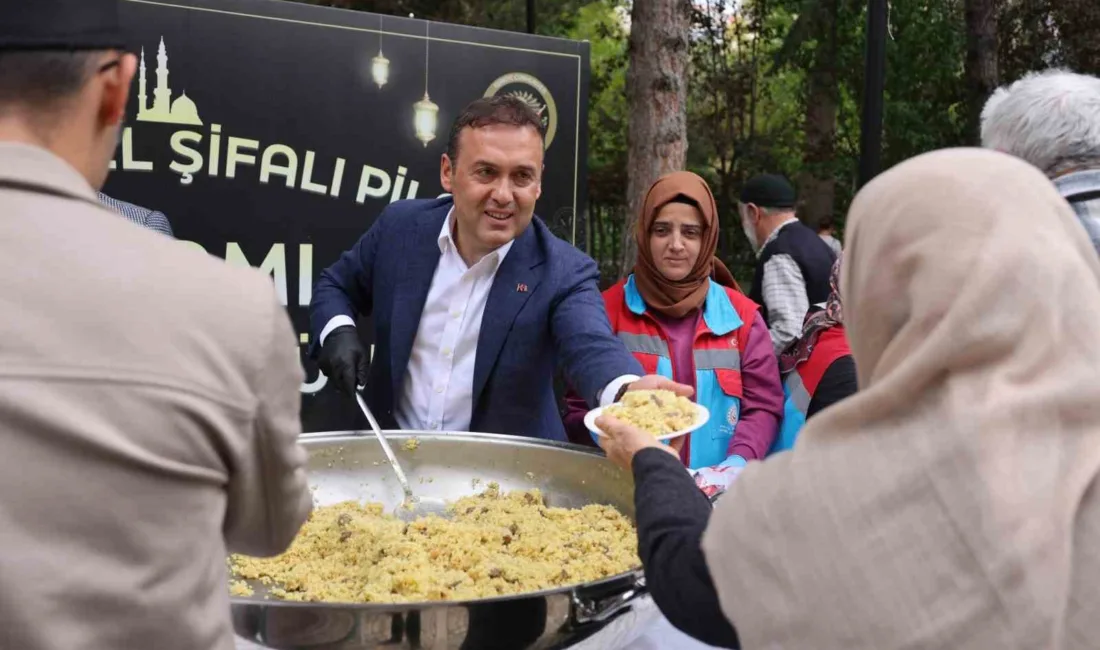 Bilecik Valisi Faik Oktay Sözer, Şeyh Edebali Külliyesi’nde düzenlenen geleneksel