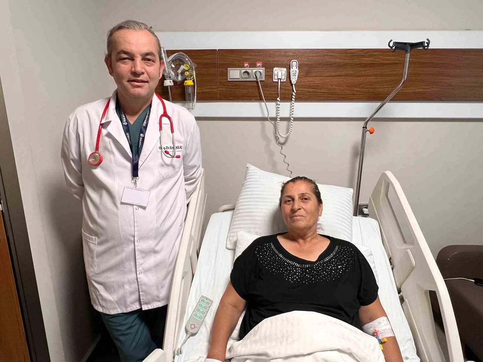 Kahramanmaraş’ta aniden başlayan karın ağrısı nedeniyle hastaneye başvuran kadın, bağırsaklarında