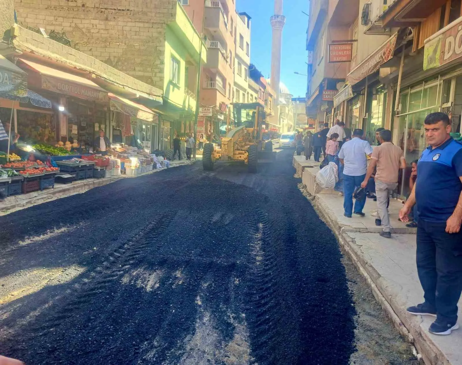 Siirt Belediyesi Fen İşleri Müdürlüğü ekipleri tarafından Ülkü Mahallesi Sakıp
