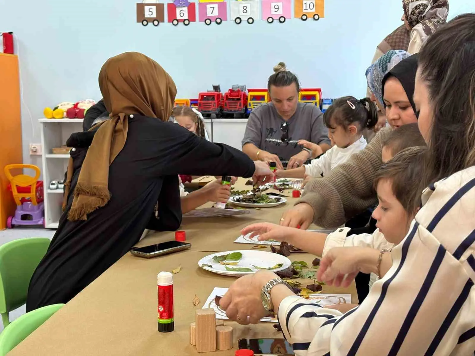 Sincan Belediyesi tarafından Plevne Anne Çocuk Oyun Evi’nde sonbahar mevsimini