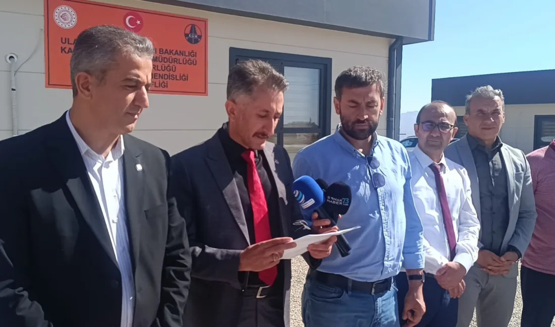 Bölgenin önemli projelerinden biri olan Şırnak-Van kara yolu için Şehri