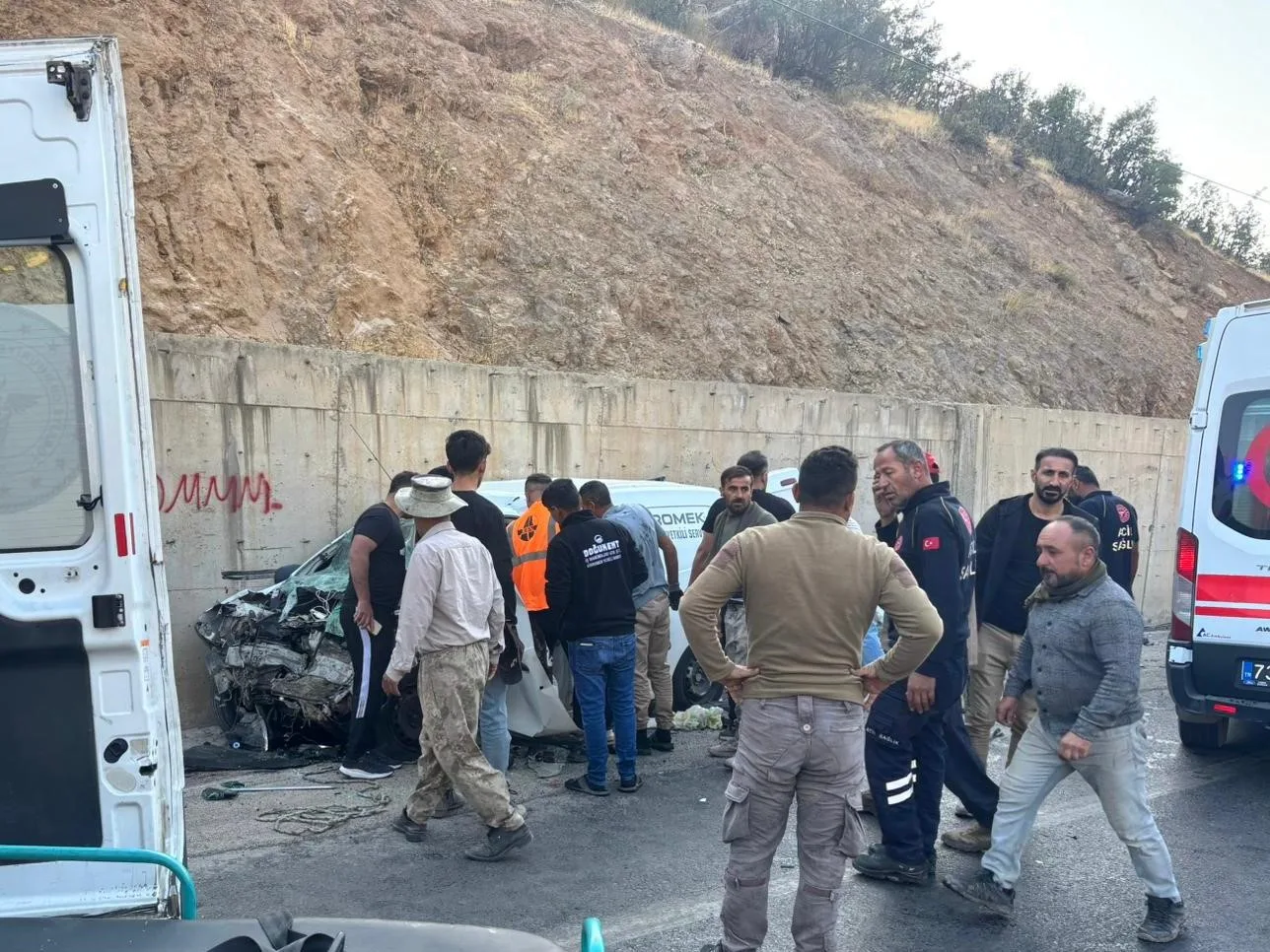 Şırnak’ın Uludere ilçesine bağlı Ortabağ ve Ortasu köyleri arasında yolcu