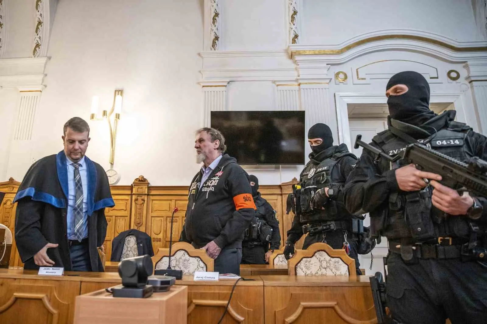 Slovakya’da Başbakan Robert Fico’ya 2024 yılında suikast girişiminde bulunan 72