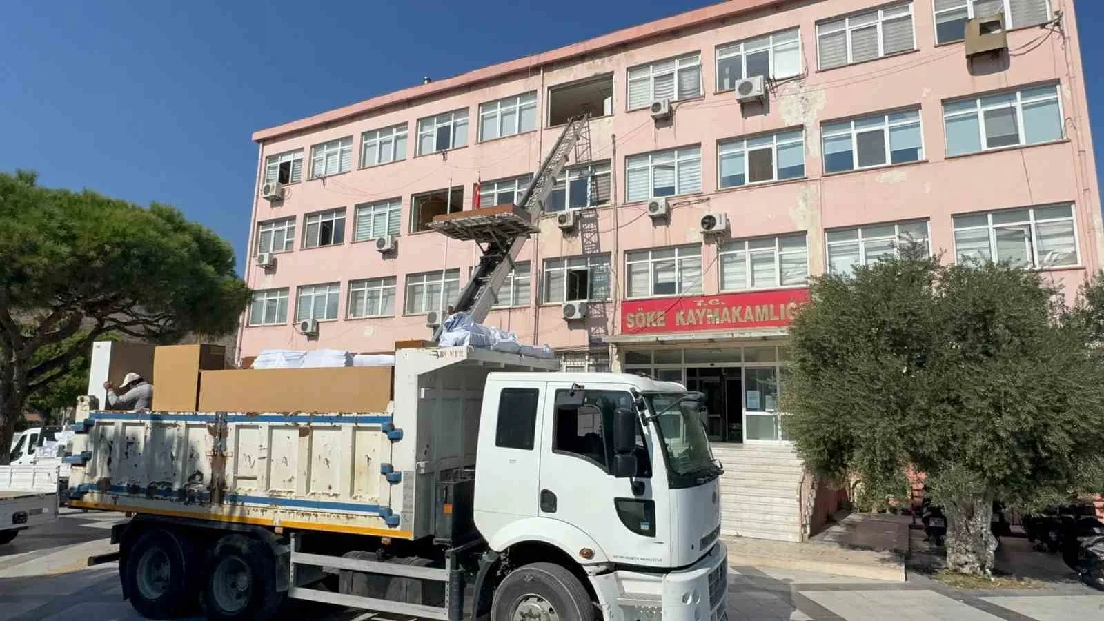 Aydın’ın Söke ilçesinde yapımı tamamlanmak üzere olan yeni Hükümet Konağı’na