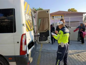 Aydın İl Jandarma Komutanlığı ekipleri, Söke ve Sultanhisar ilçelerinde öğrencilerin
