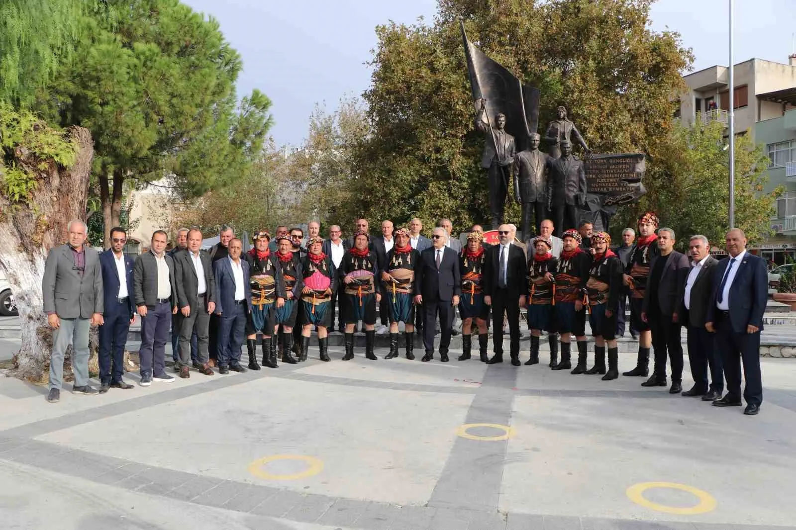 Yerel yönetimlerin temel taşı olan Muhtarların, anlamlı günleri olan ‘19