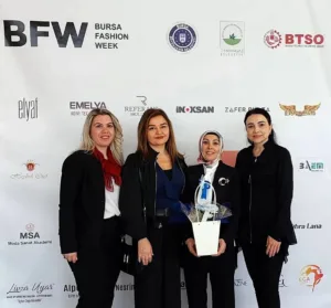SUBÜ Ferizli MYO öğrencisi Tuğba Kızılcık, 8’incisi düzenlenen ‘Bursa Fashion