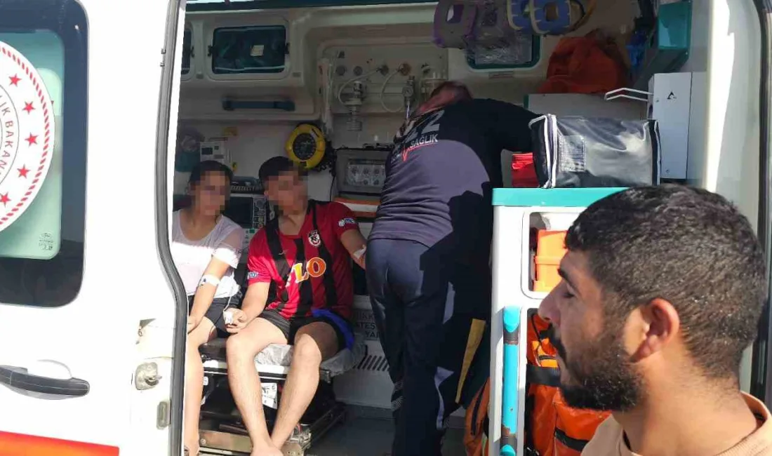 Gaziantep’in Karkamış ilçesinde bulunan Fırat nehrine girerek boğulma tehlikesi geçiren