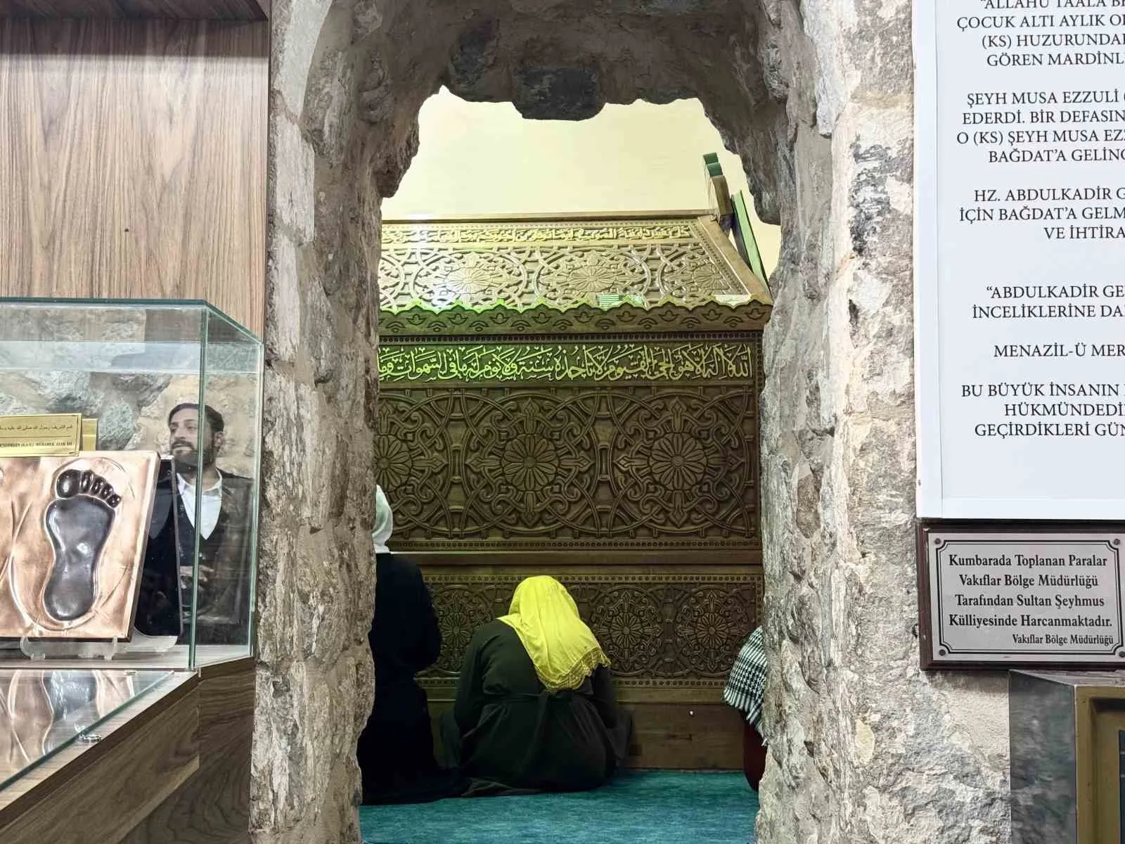 Mardin’deki Sultan Şeyhmus türbesi ve medresesi, yurt içi ve yurt