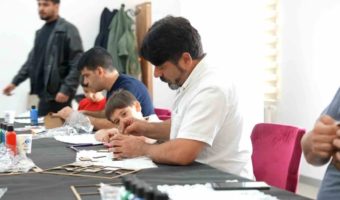 Sultangazi Belediyesi, düzenlediği atölye etkinliğiyle çocuklara unutamayacakları bir gün yaşattı.