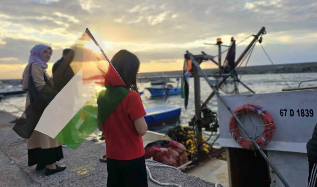 ZONGULDAK (İHA) – Zonguldak’ın Kilimli Limanı’nda İsrail’in Gazze’deki katliamı ve