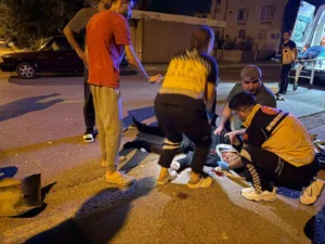Mersin’in Tarsus ilçesinde 2 ayrı motosikletin karıştığı kazada 1’i ağır