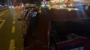 Kütahya’nın Tavşanlı ilçesinde meydana gelen zincirleme trafik kazasında 4 araç