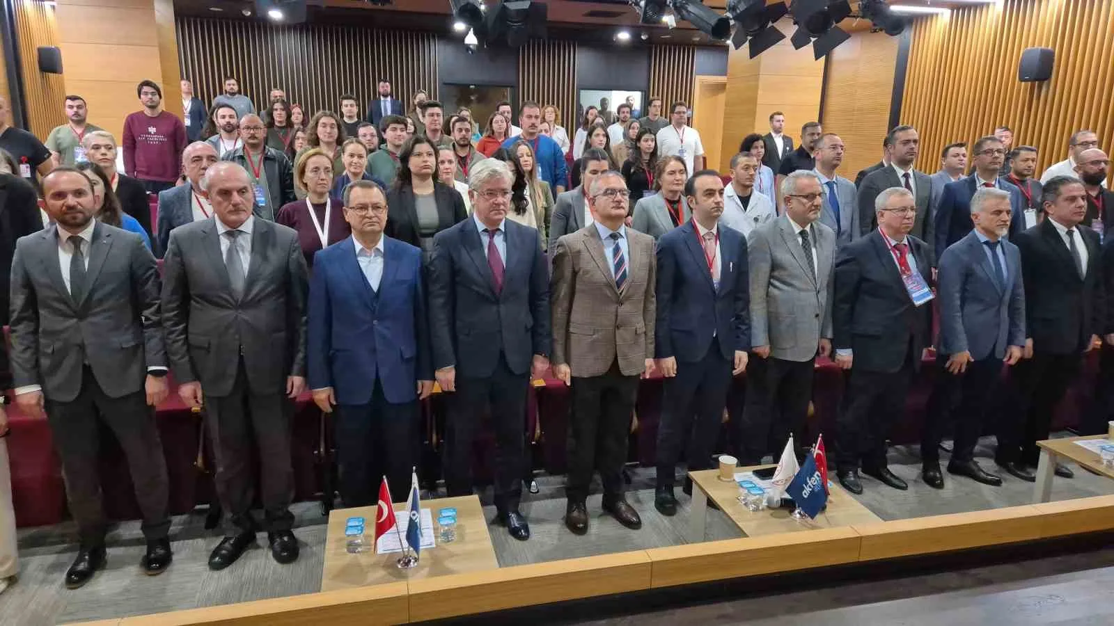 Tekirdağ İsmail Fehmi Cumalıoğlu Şehir Hastanesinde düzenlenen Acil Günleri Sempozyumu’nda,