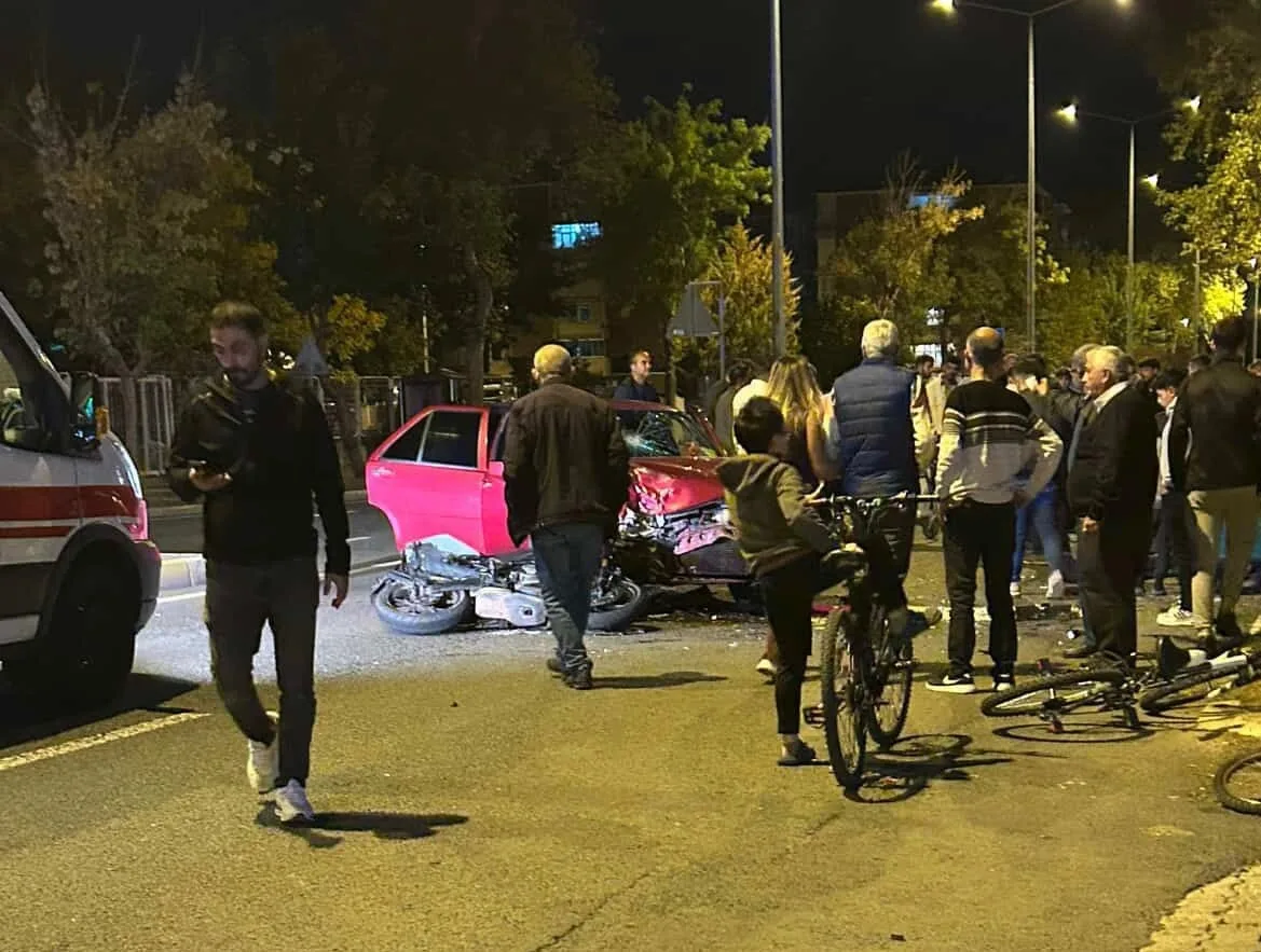 Tekirdağ’ın Muratlı ilçesinde meydana gelen trafik kazasında motosiklet sürücüsü yaralandı.