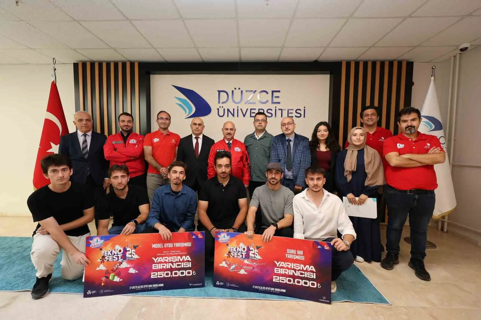 Düzce Üniversitesi Rektörü Prof. Dr. Nedim Sözbir, TEKNOFEST 2025’te dereceye