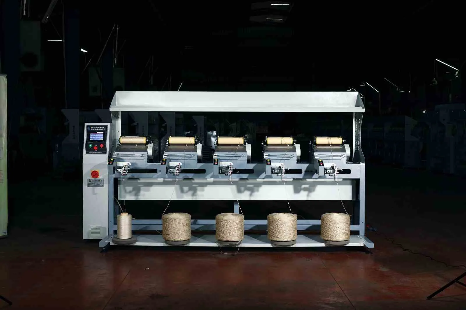 Türkiye’nin tekstil üretim üssü Gaziantep, ekonomik durgunluğun ardından yeniden hareketleniyor.