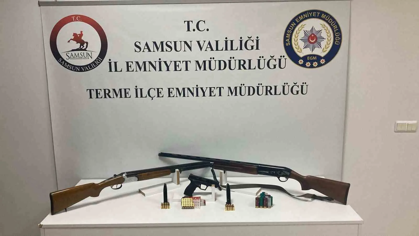 Samsun İl Emniyet Müdürlüğü ekiplerince Terme ilçesinde yapılan geniş kapsamlı