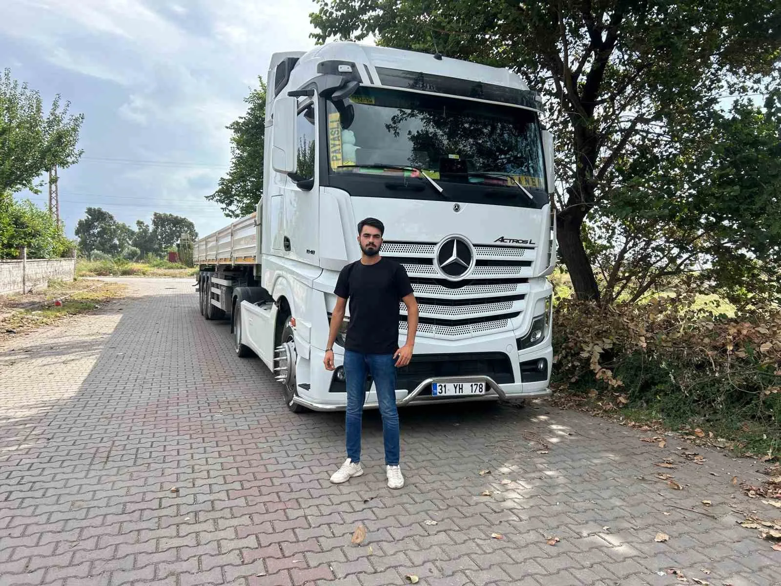 Hatay’da tır şoförlüğü yapan Caner Çevik, ikinci kez baba olmanın