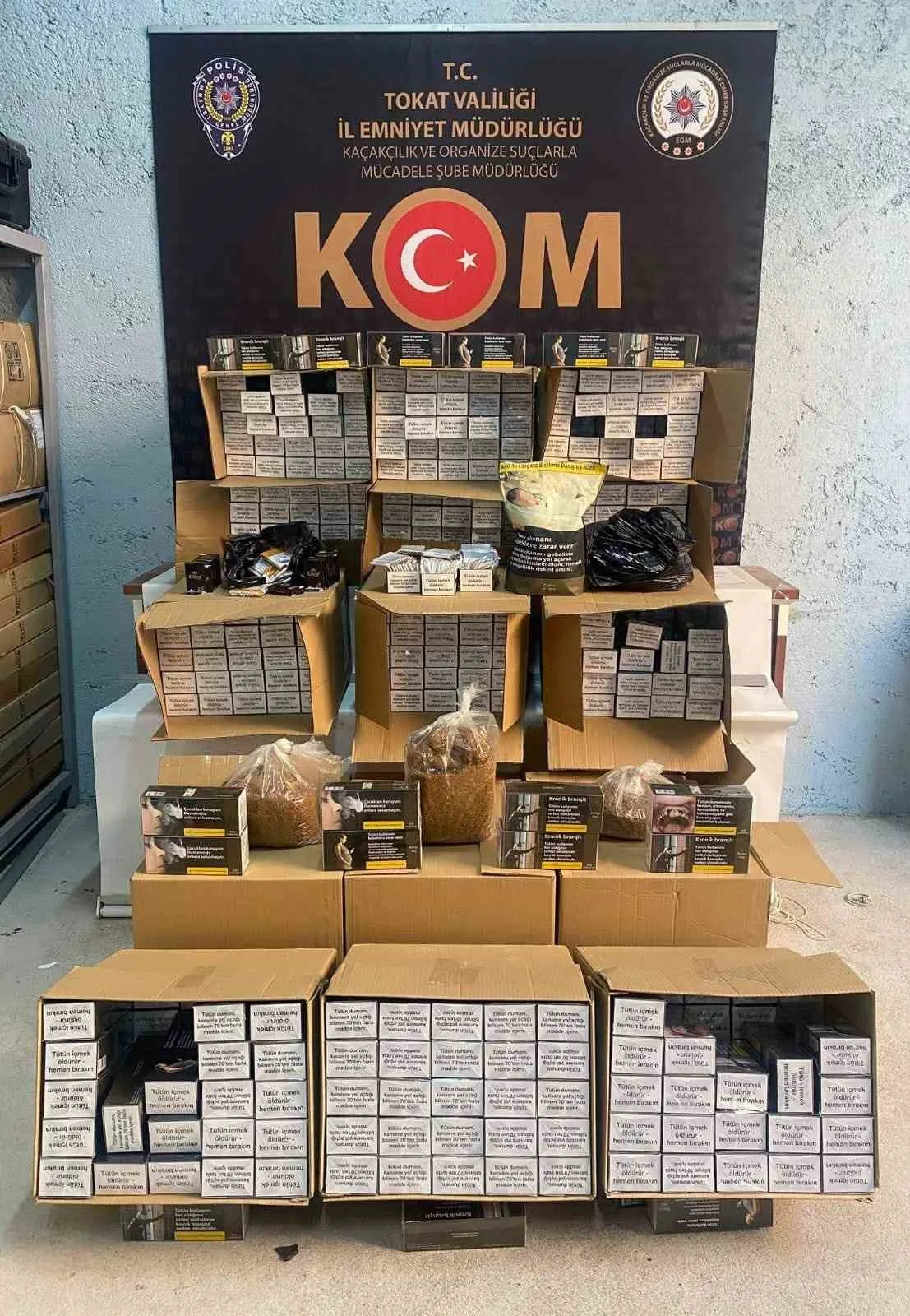 Tokat’ın Zile ilçesinde polis ekiplerince düzenlenen operasyonda, 180 bin adet