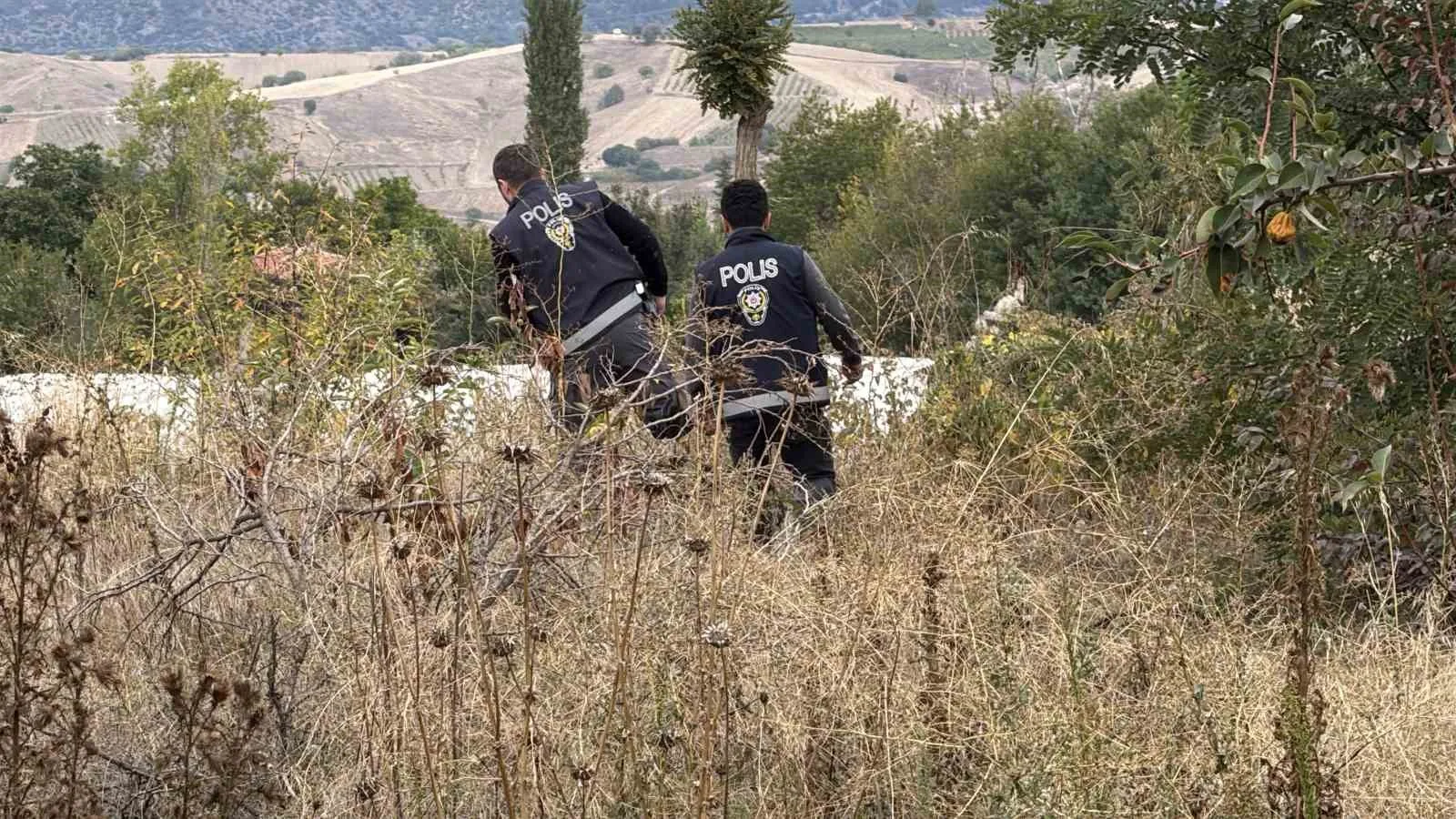 Tokat’ın Erbaa ilçesinde polis uygulama noktasında dur ihtarına uymayan TIR