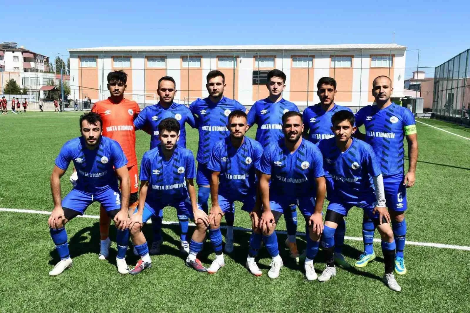 Tomarza Belediyespor evinde rakibi Yeni Erciyesspor’u 3-2 mağlup etti. Tomarza