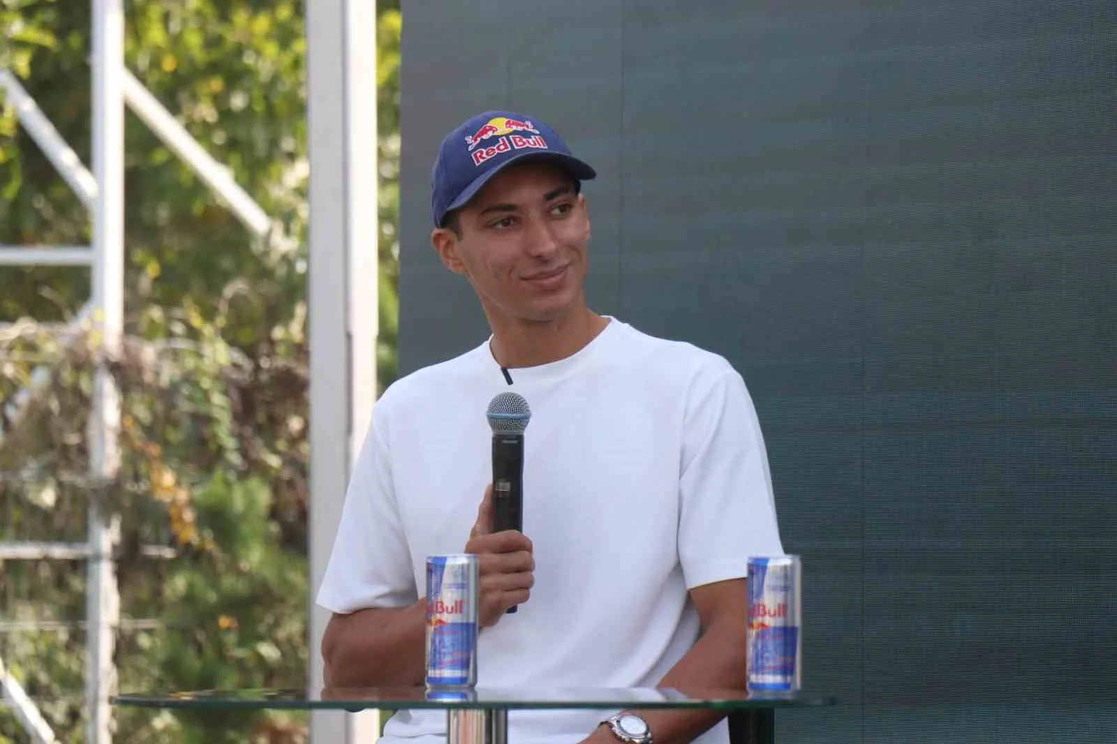 Dünya Superbike Dünya Şampiyonası’nda 3. kez şampiyonluğa ulaşan ve yeni