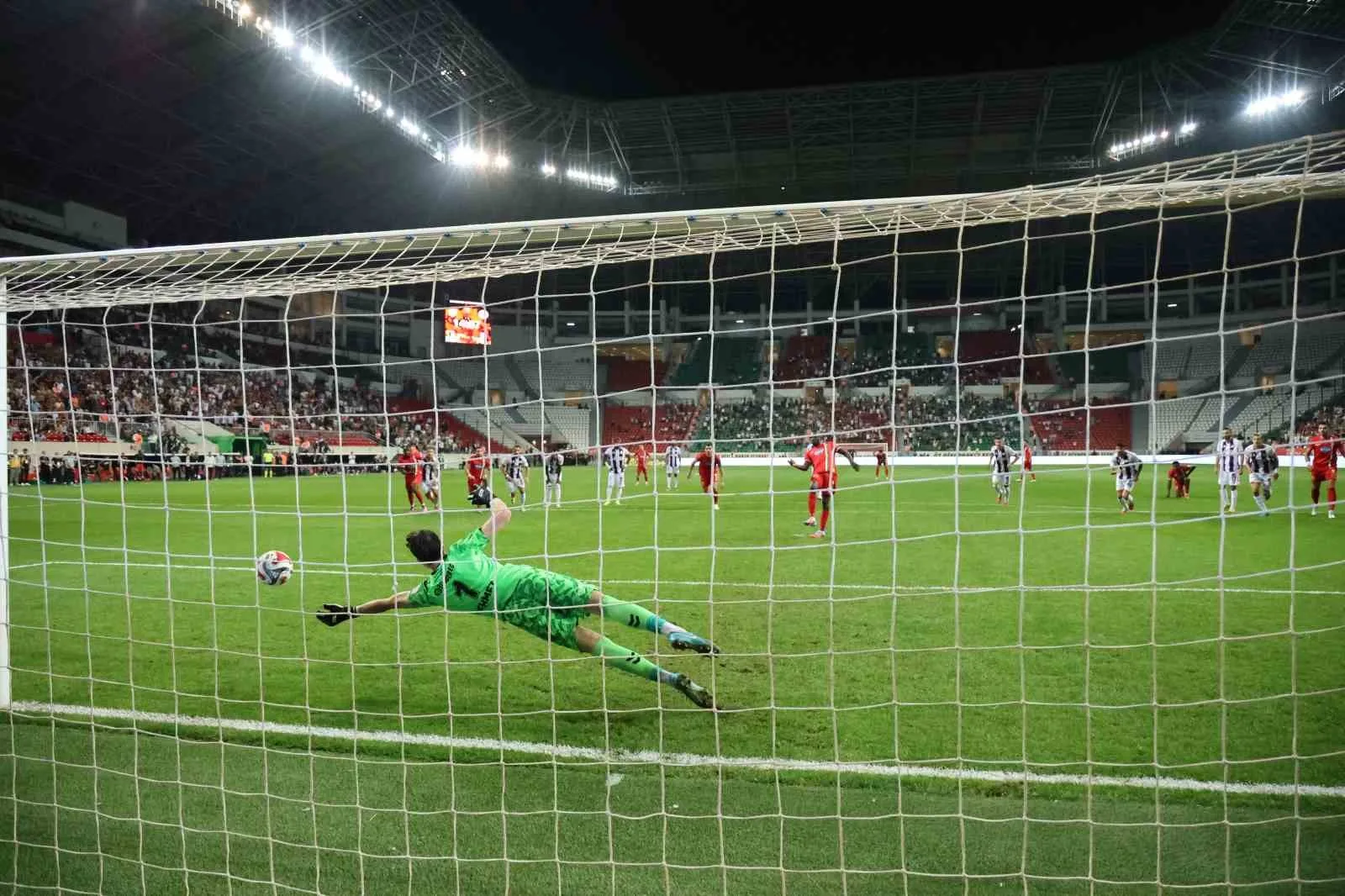 Trendyol 1. Lig’in 9. haftasında Amed Sportif Faaliyetler, evinde karşılaştığı