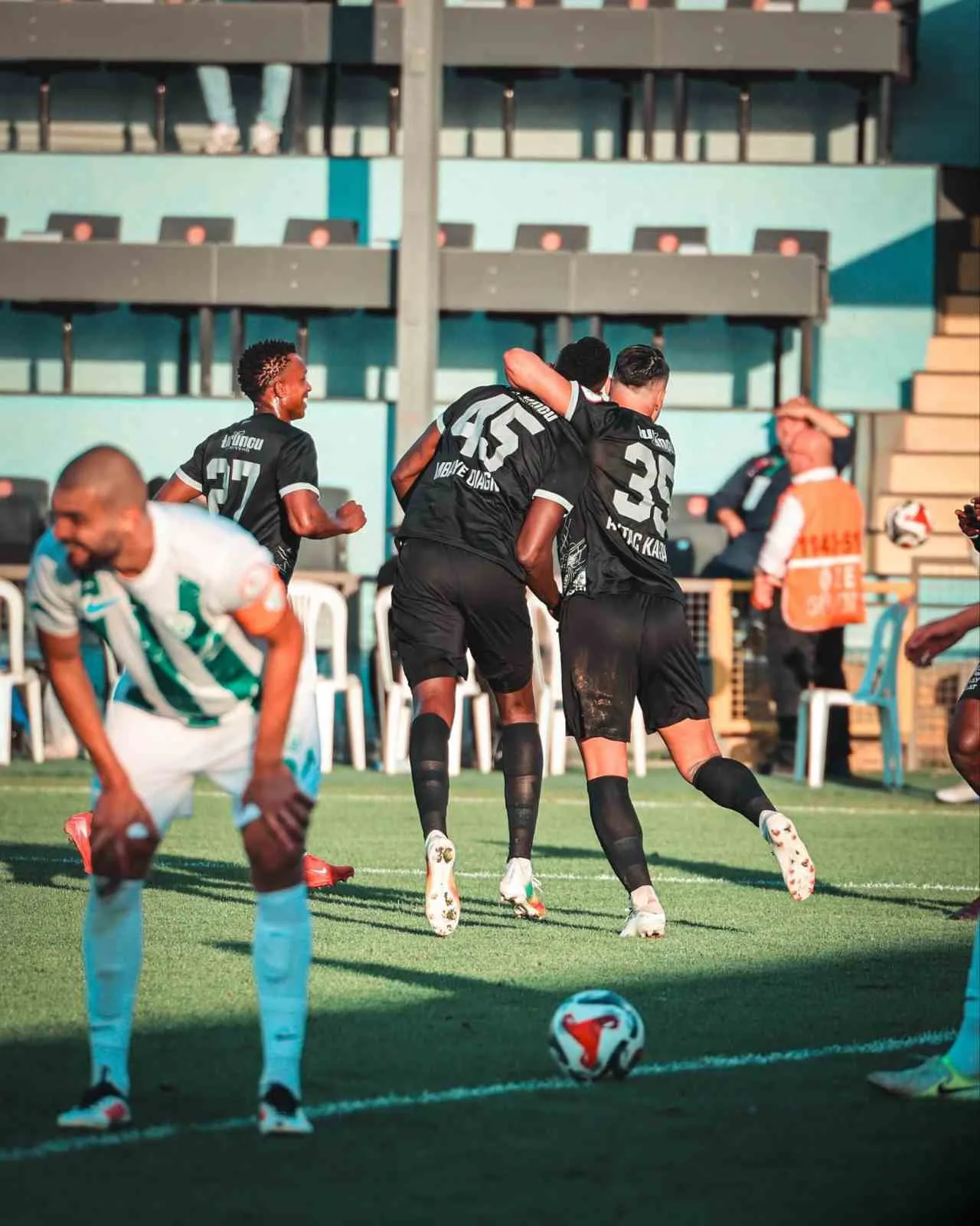 Trendyol 1. Lig’in 10. haftasında Serik Belediyespor, İstanbul’da karşılaştığı Amed