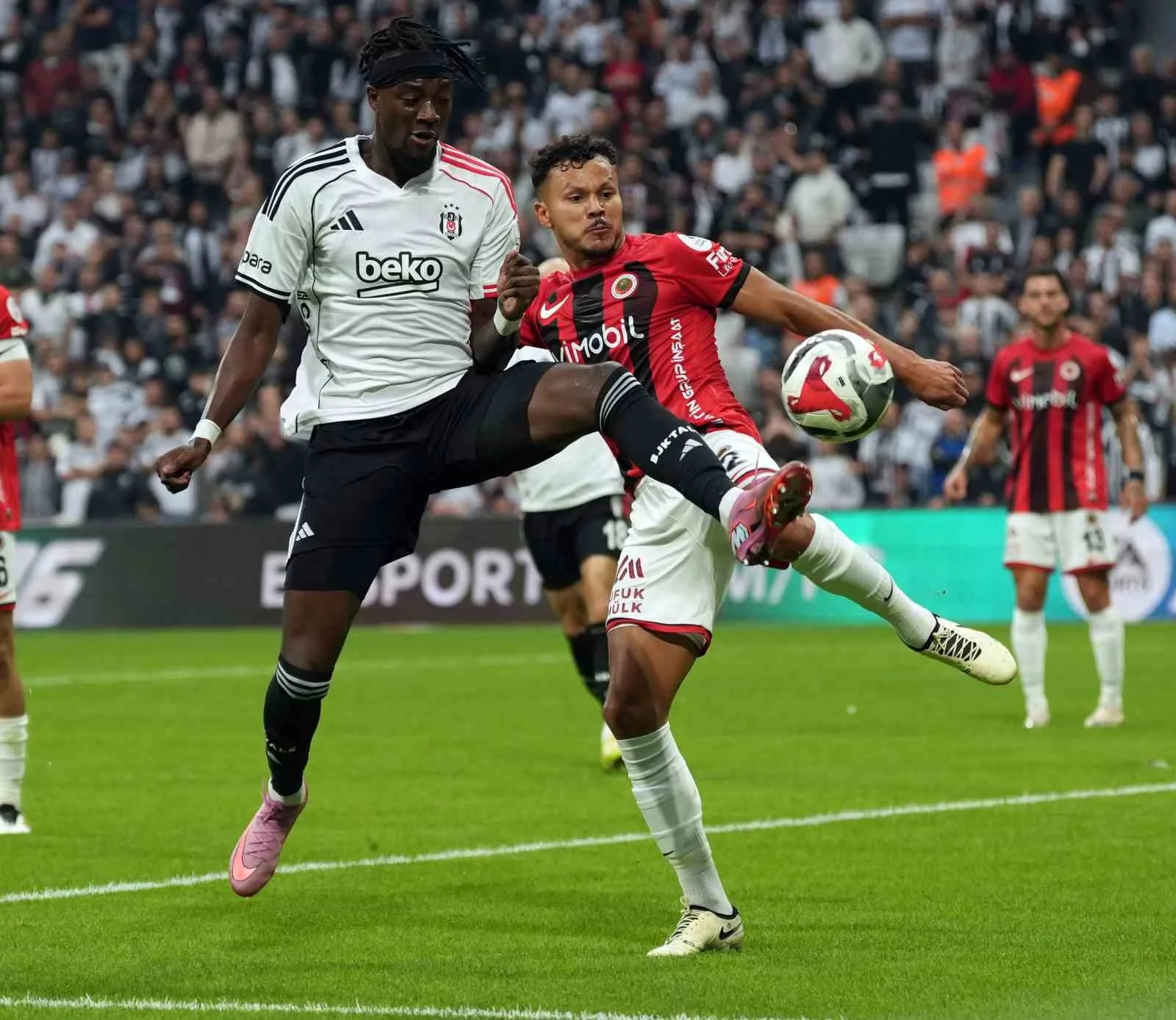 Trendyol Süper Lig’in 9. haftasında Beşiktaş, sahasında Gençlerbirliği’ne 2-1 mağlup