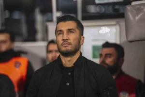 Trendyol Süper Lig’in 3. hafta erteleme maçında Çaykur Rizespor, Başakşehir’i