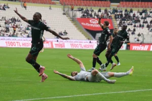 Trendyol Süper Lig’in 9. haftasında Konyaspor, sahasında Kocaelispor ile karşılaşıyor.