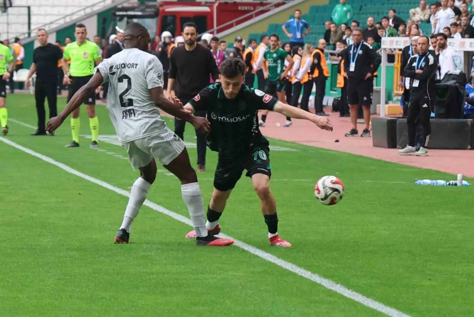Trendyol Süper Lig’in 9. haftasında Konyaspor, sahasında karşılaştığı Kocaelispor’a 3-2