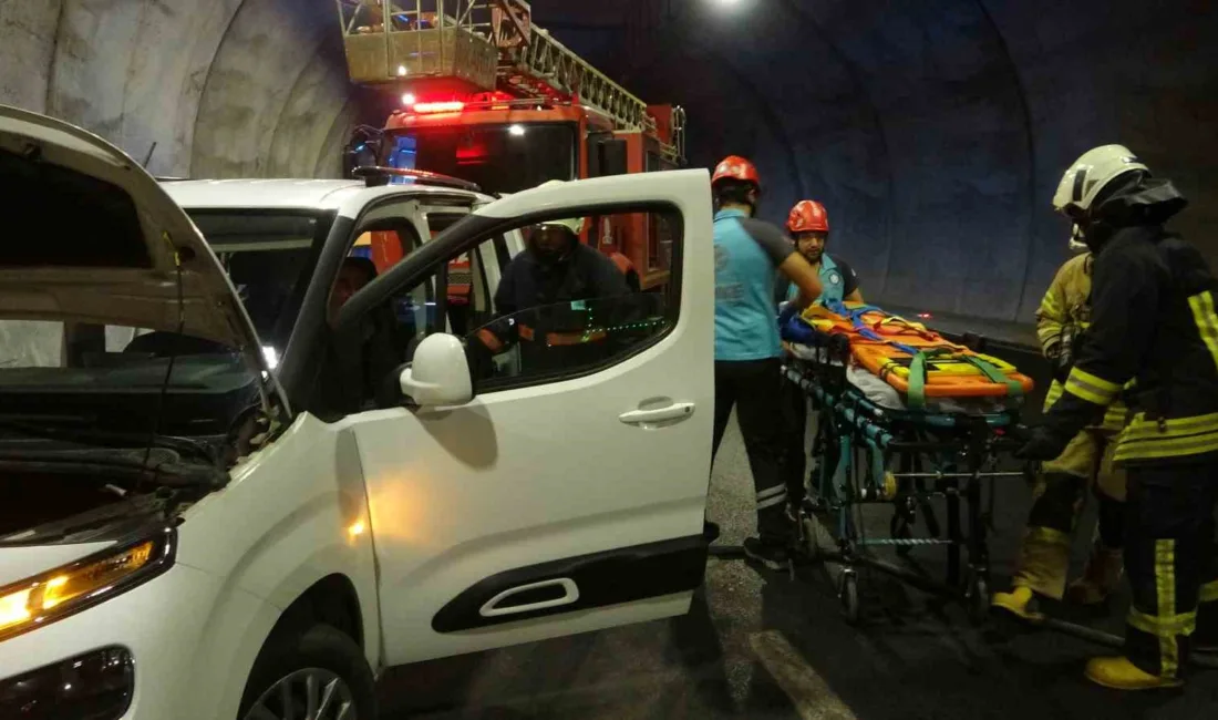 Çanakkale Troya Tüneli içerisinde AFAD koordinasyonunda düzenlenen trafik kazası tatbikatı