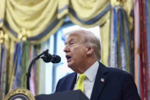 ABD Başkanı Donald Trump, ABD Merkezi İstihbarat Teşkilatına (CIA), “uyuşturucuyla