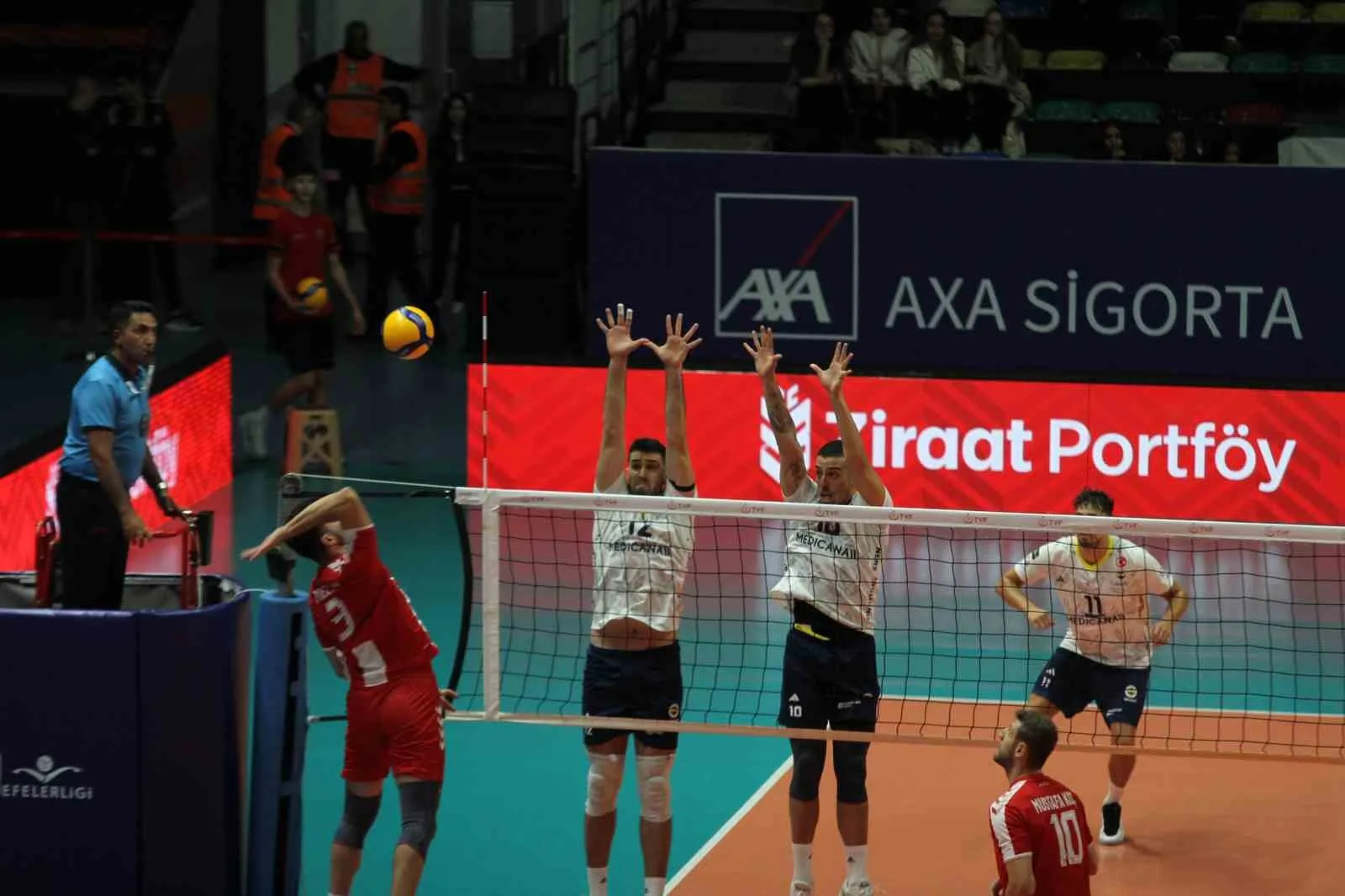 Türkiye Spor Yazarları Derneği (TSYD) tarafından düzenlenen Ankara Cumhuriyet Kupası