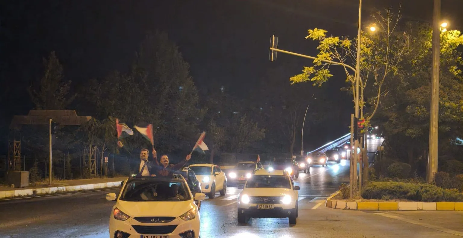 Tunceli’de Gazze’deki saldırıları protesto etmek amacıyla, onlarca aracın katılımıyla konvoy