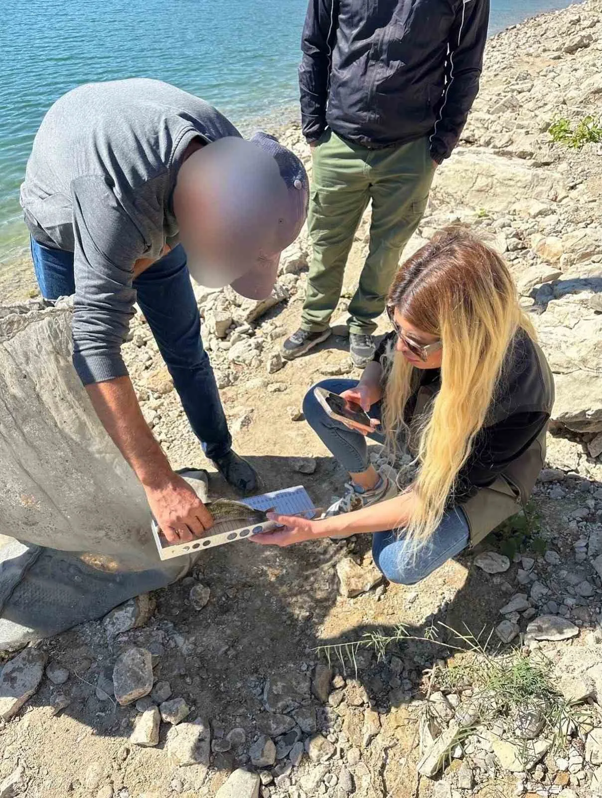 Tunceli’de 2 kişiye yasak olan tırıvırı ağ ile balık tutmaktan,