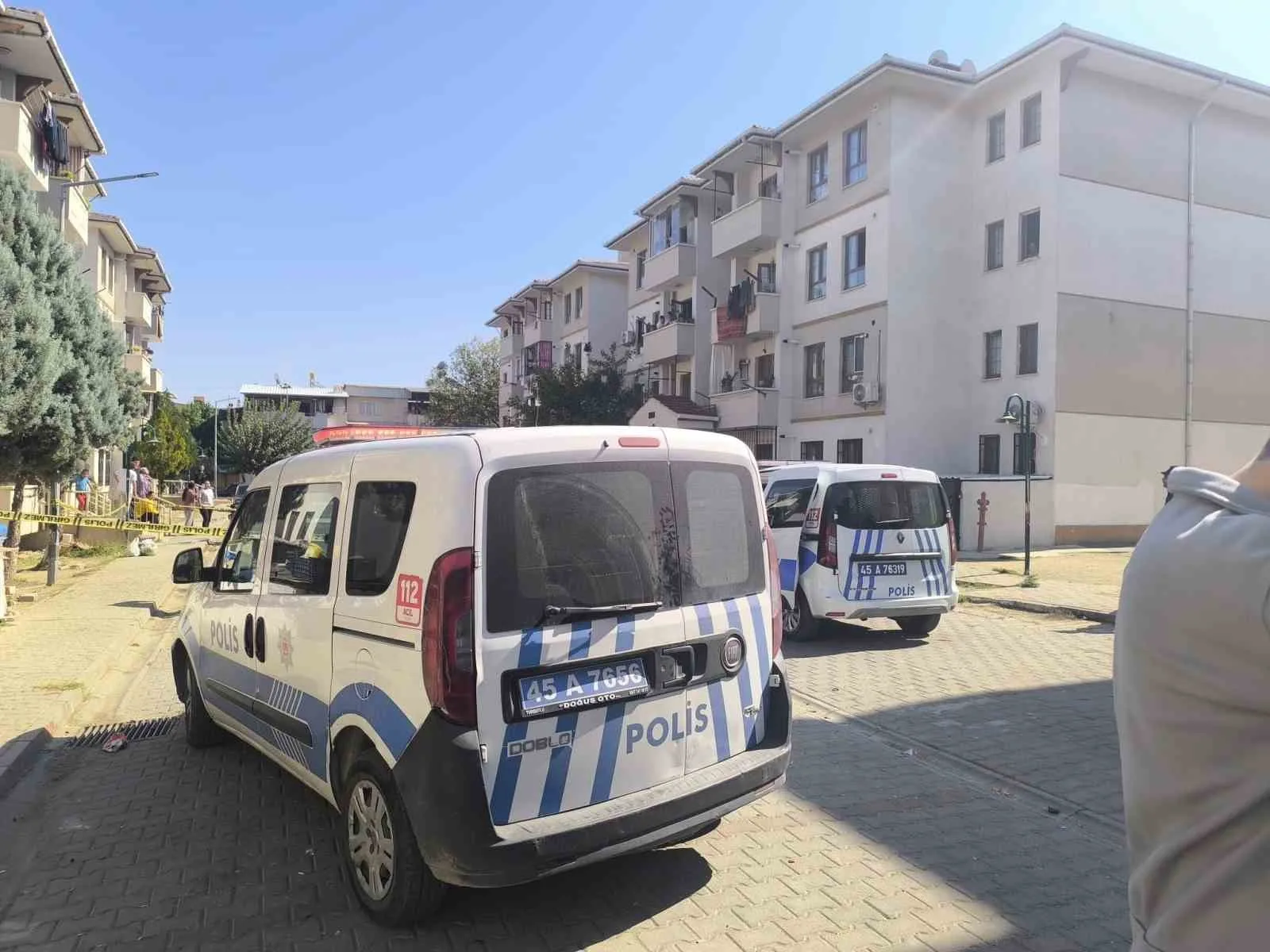 Manisa’nın Turgutlu ilçesinde meydana gelen silahlı kavgada 1 kişi yaralandı.