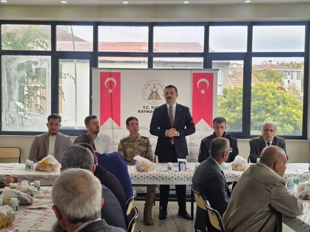 Ağrı’nın Tutak ilçesinde Tutak İlçe Kaymakamımı Ahmet Coşkun ve ilgili