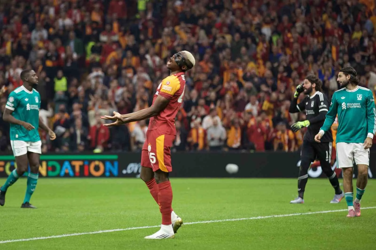 UEFA Şampiyonlar Ligi’nin 2. haftasında Galatasaray, sahasında karşılaştığı İngiliz ekibi