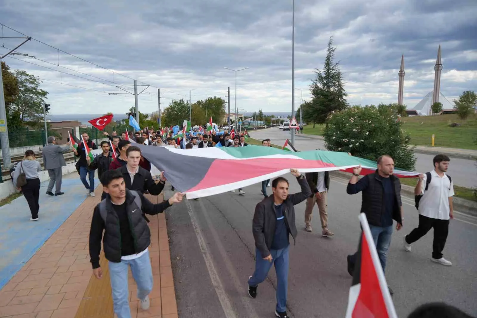 Ondokuz Mayıs Üniversitesi (OMÜ) öğrencileri, Gazze’deki insani dramı unutmamak ve