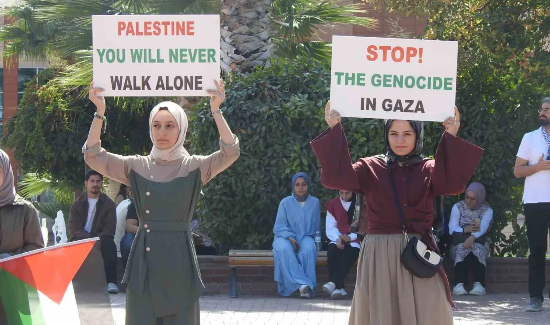 Kilis 7 Aralık Üniversitesi öğrencileri, Gazze’de yaşanan zulme dikkat çekmek