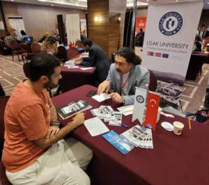 Uşak Üniversitesi, Tunus’ta Türkiye’nin Tunus Büyükelçiliği himayesinde ve Yükseköğretim Kurulu