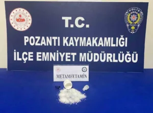 Adana’nın Pozantı ilçesinde uyuşturucu satan 2 şüpheli yakalanıp tutuklandı. Alınan