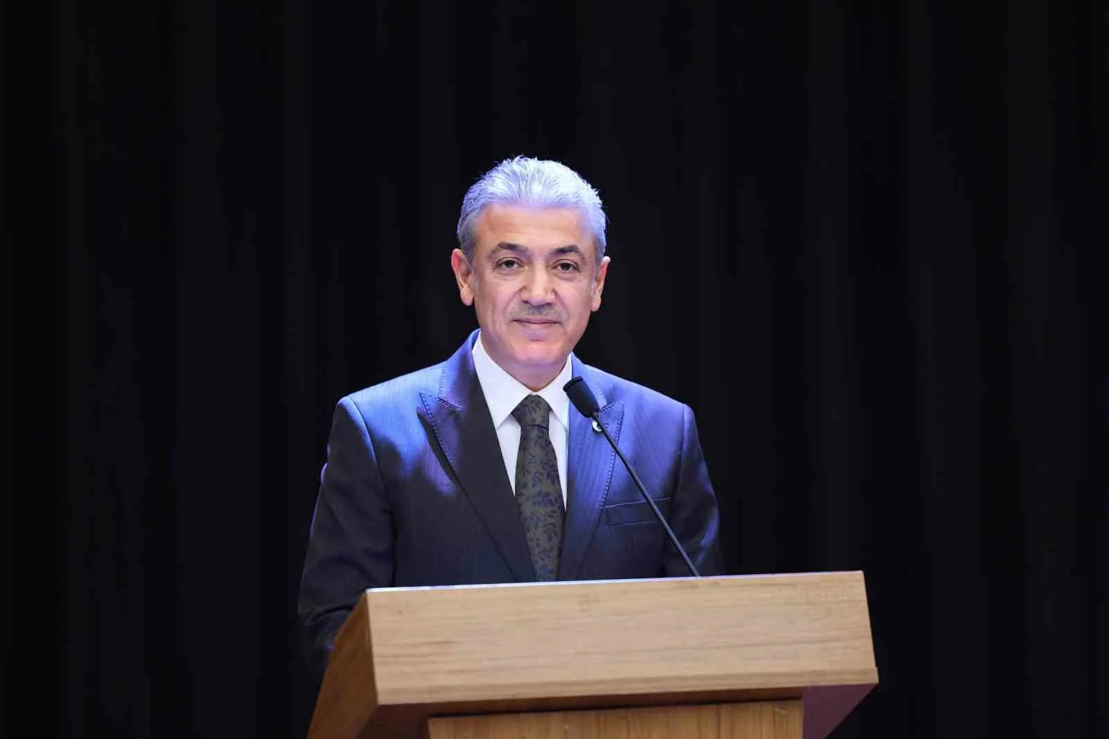 Mardin Valisi ve Büyükşehir Belediye Başkan Vekili Tuncay Akkoyun, Önder