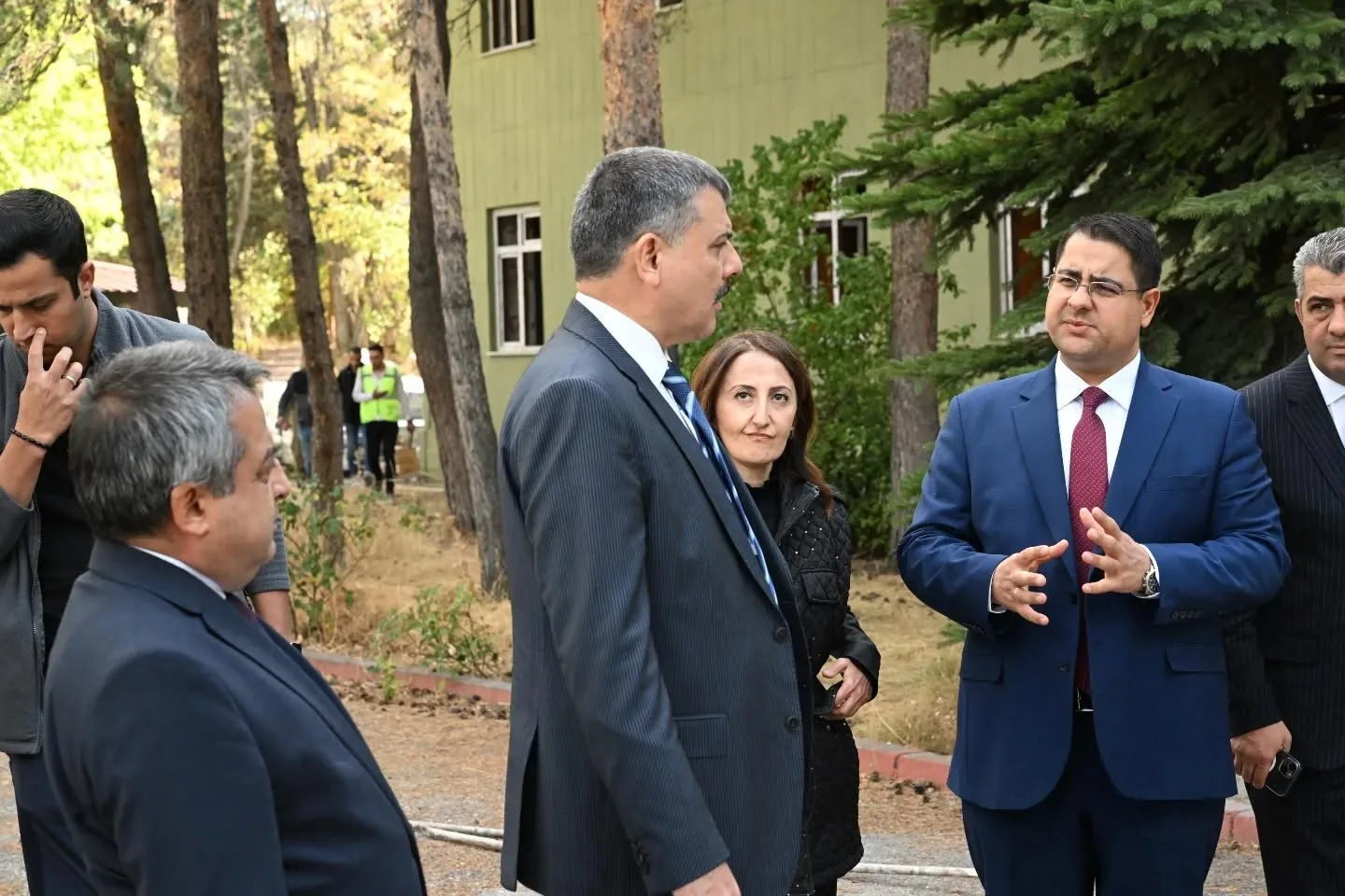 Erzurum Valisi Mustafa Çiftçi, inşaatı devam eden 9.Kolordu Komutanlığına bağlı